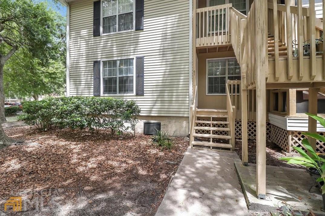 401 Cromwell Rd, Savannah, GA 31410-3800