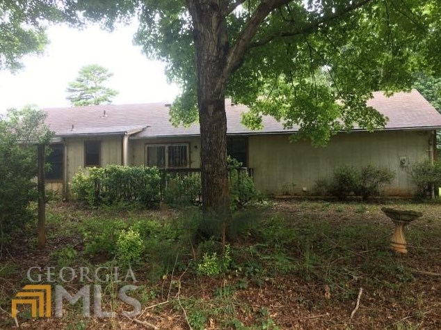 3825 Skidmore Dr, Decatur GA  30034-5835 exterior