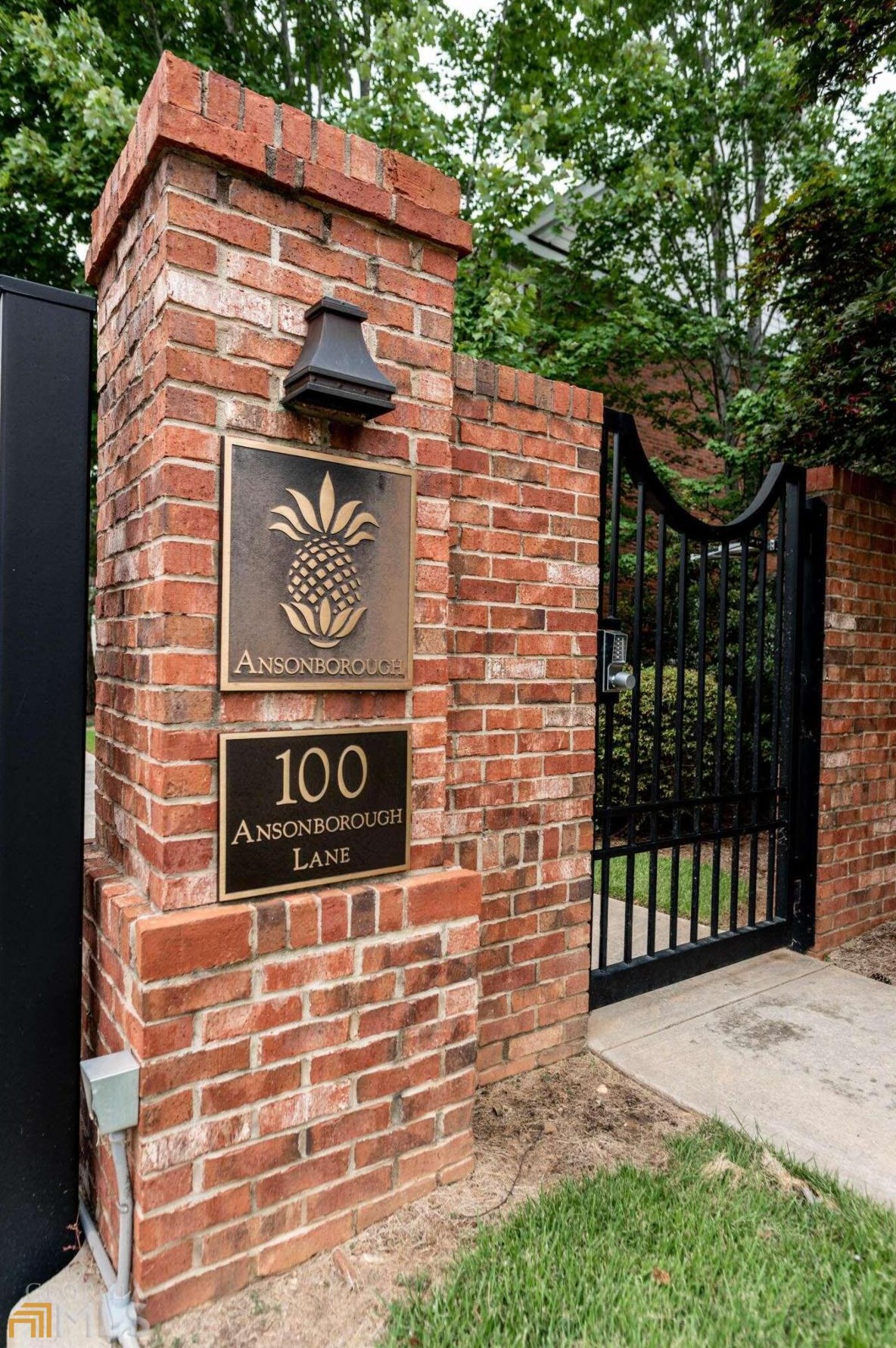 100 Ansonborough Ln, Athens, GA 30605-6814