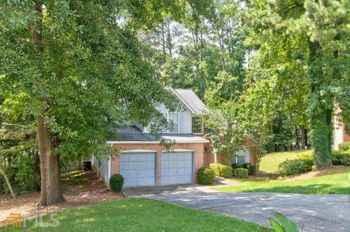 1025 Reunion Pl, Atlanta, GA 30331-6350