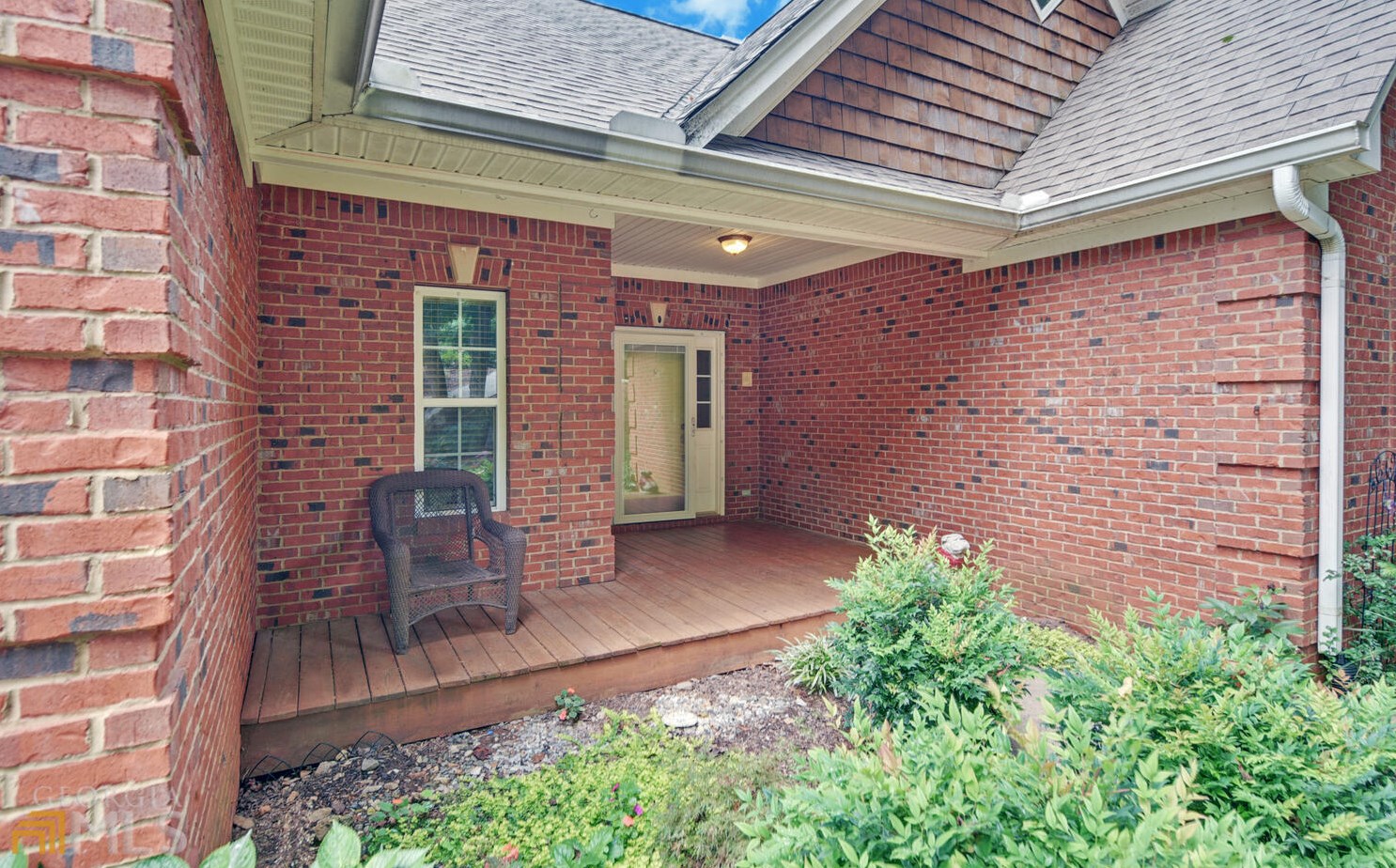 170 Sequoyah Dr, Cornelia, GA 30531-4369