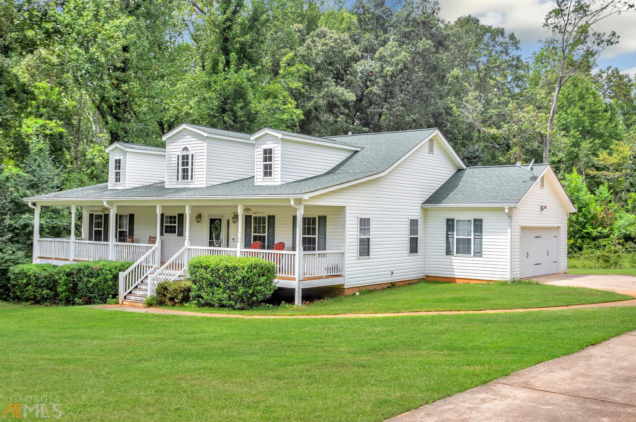 6393 Ridge Rd, Hiram, GA 30141