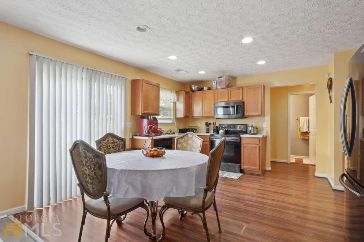 4999 Wexford Trl, Atlanta GA  30349-8902 exterior