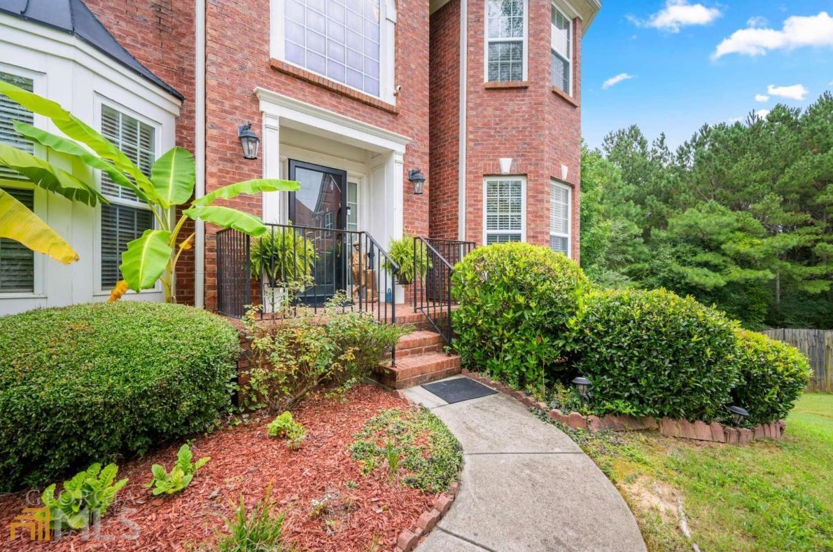 255 Simonton Crest Dr, Lawrenceville, GA 30045-3508