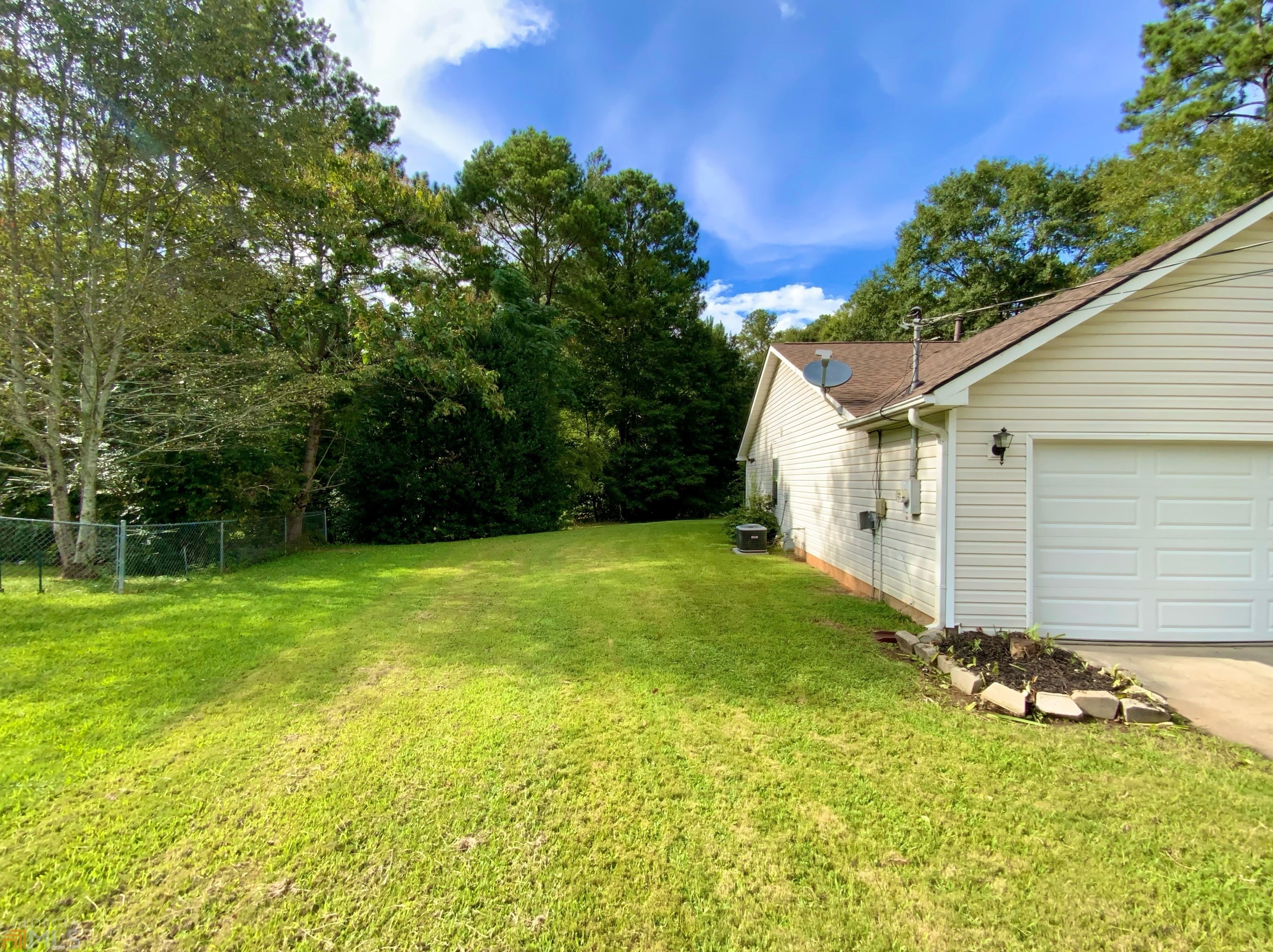 109 Eva Dr, Hampton, GA 30228-2997