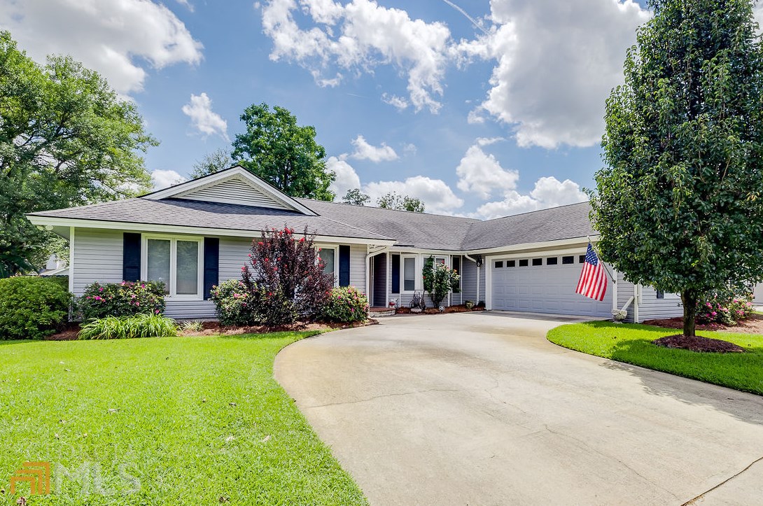 408 Purple Finch Dr, Savannah, GA 31322-1712