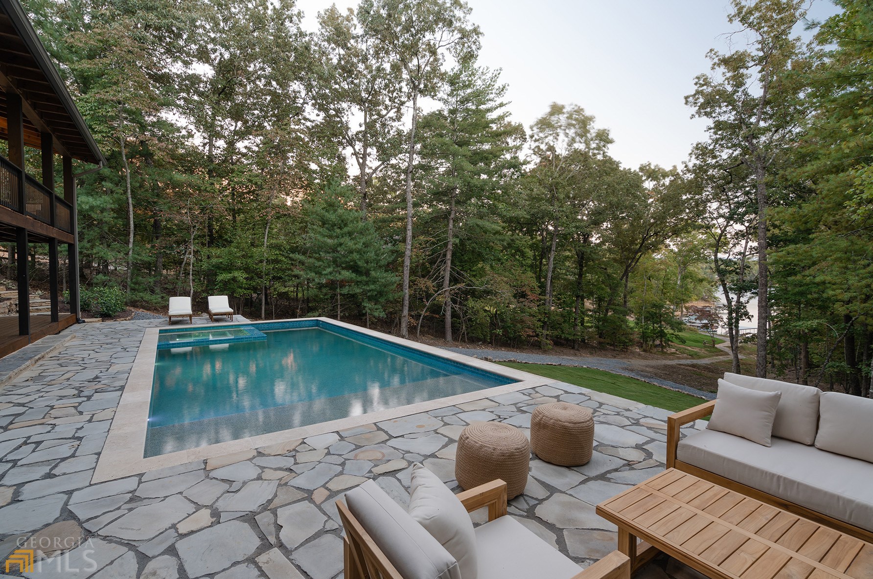 21 Azure Point, Blue Ridge, GA 30513