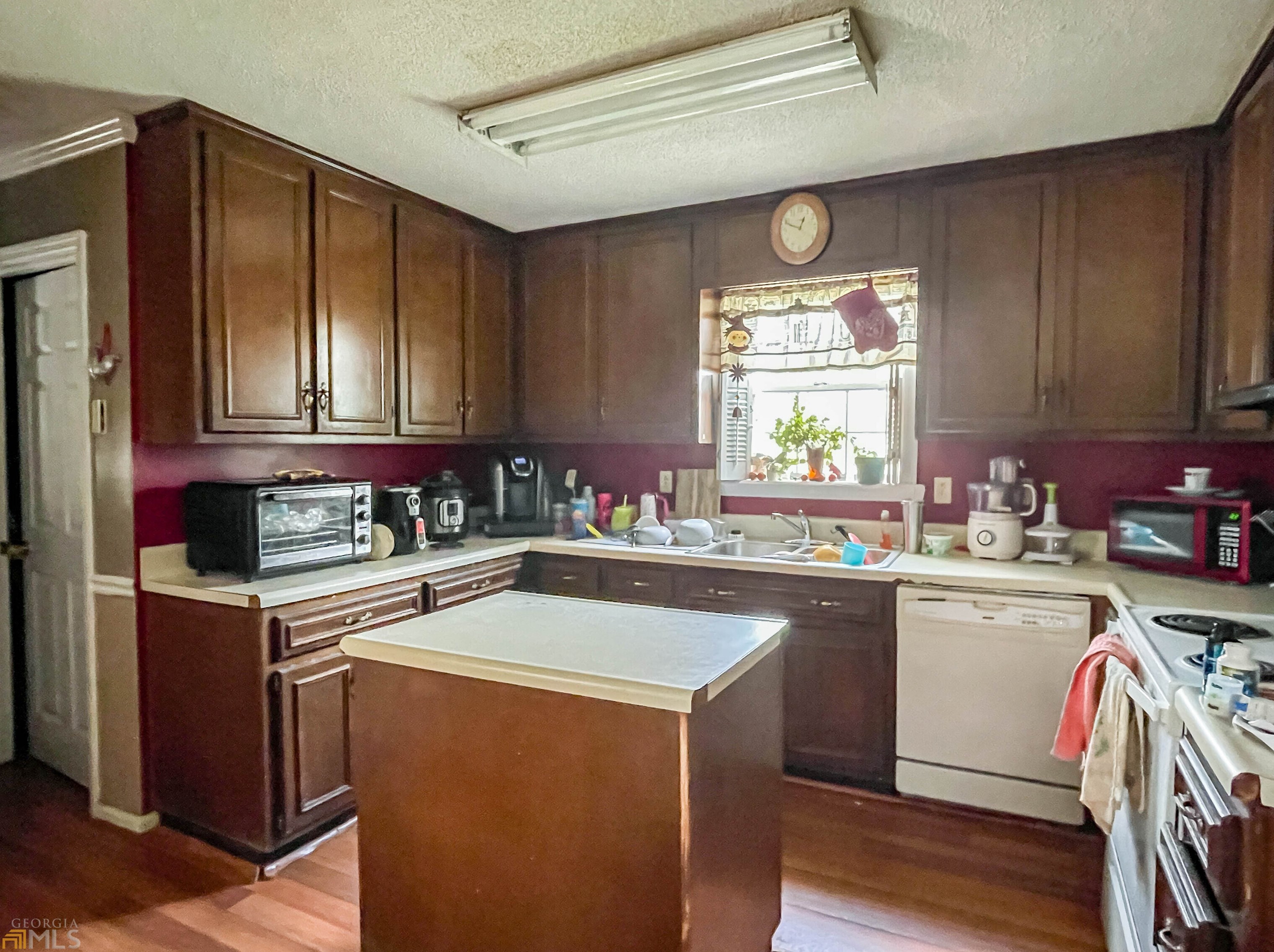 104 Trafalgar Dr, Wrens, GA 30833-4059