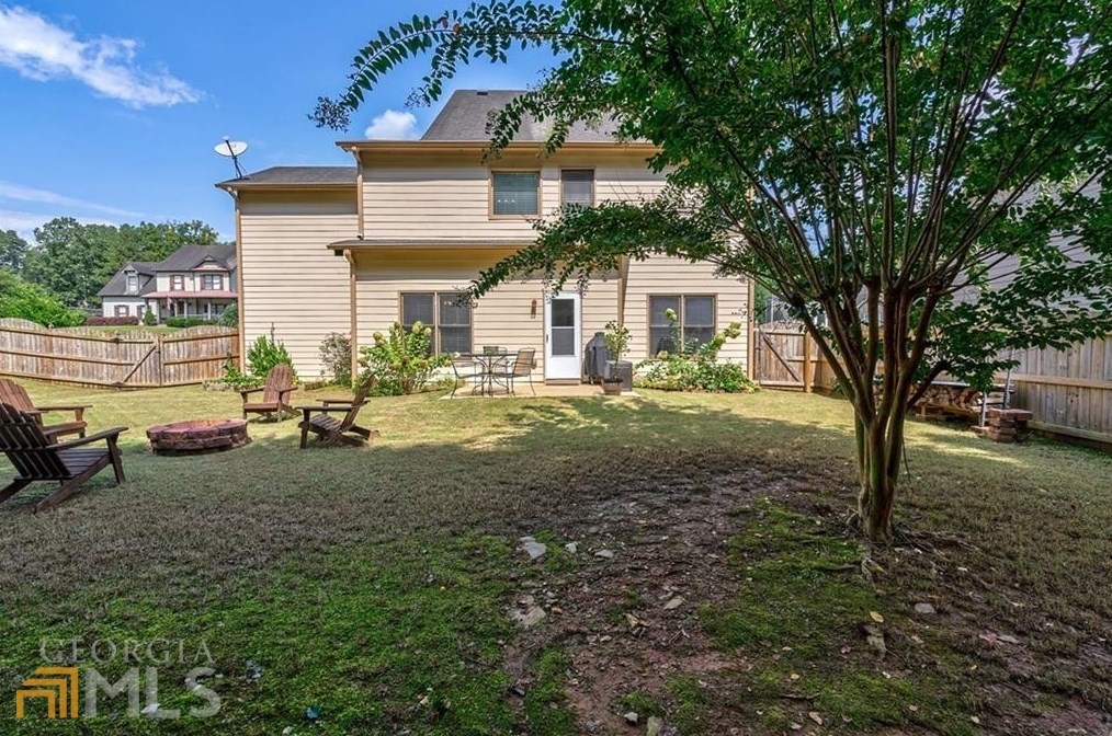 70 Homestead Dr, Dallas GA  30157-4626 exterior