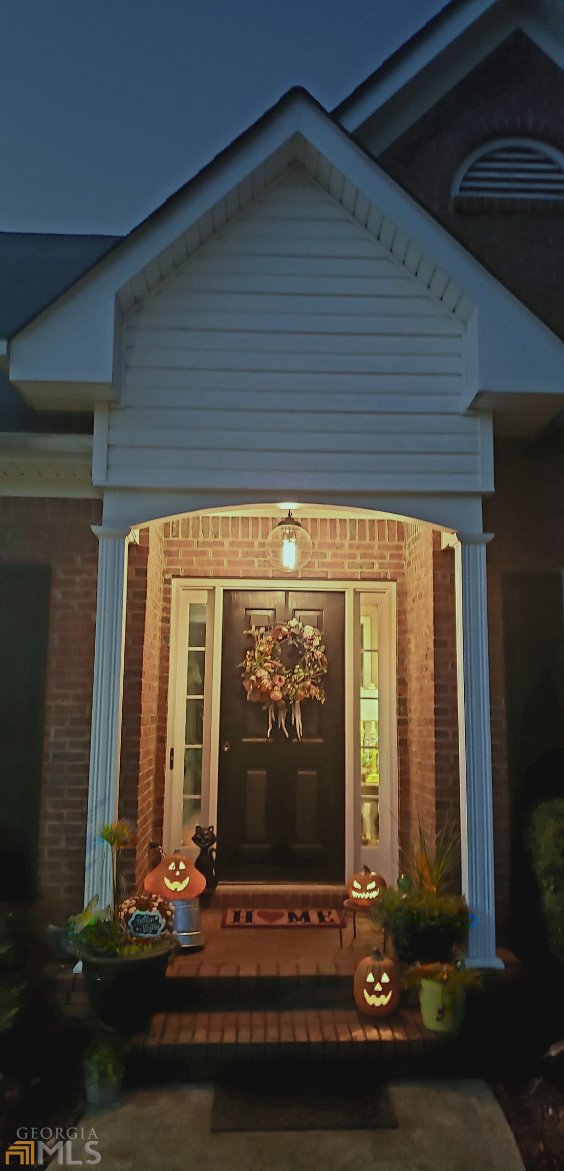 5348 Hillshire Ct, Flowery Branch, GA 30542-5284