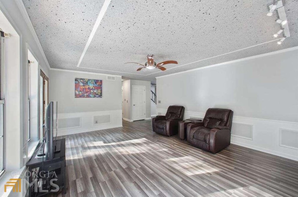 145 Shadybrook Ln, Atlanta GA 30331-7296 exterior