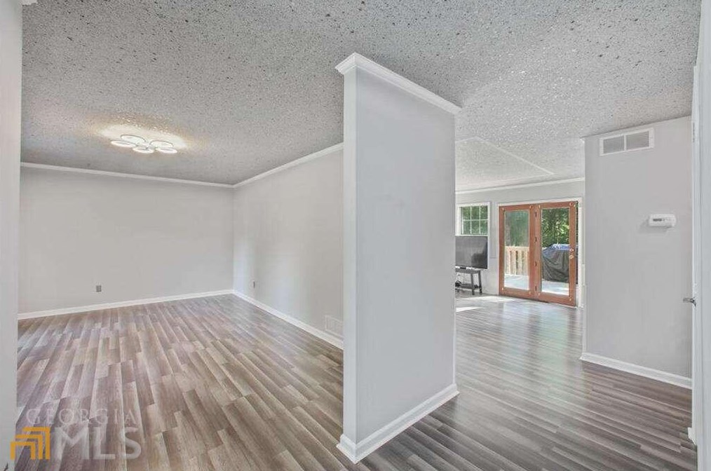 145 Shadybrook Ln, Atlanta GA 30331-7296 exterior