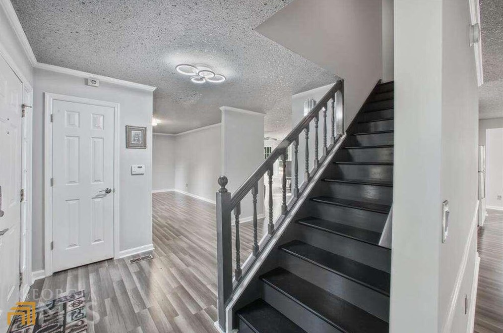 145 Shadybrook Ln, Atlanta GA 30331-7296 exterior