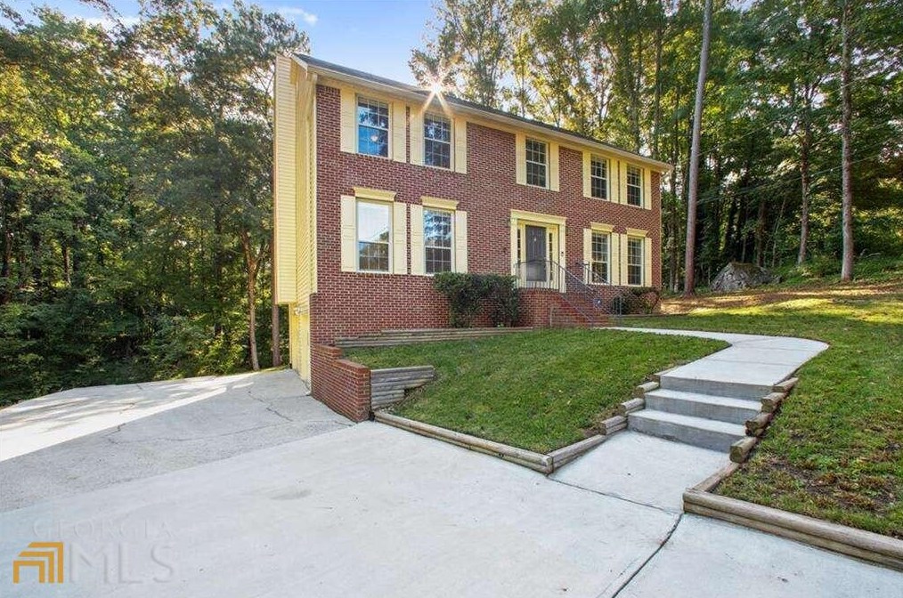 145 Shadybrook Ln, Atlanta, GA 30331-7296