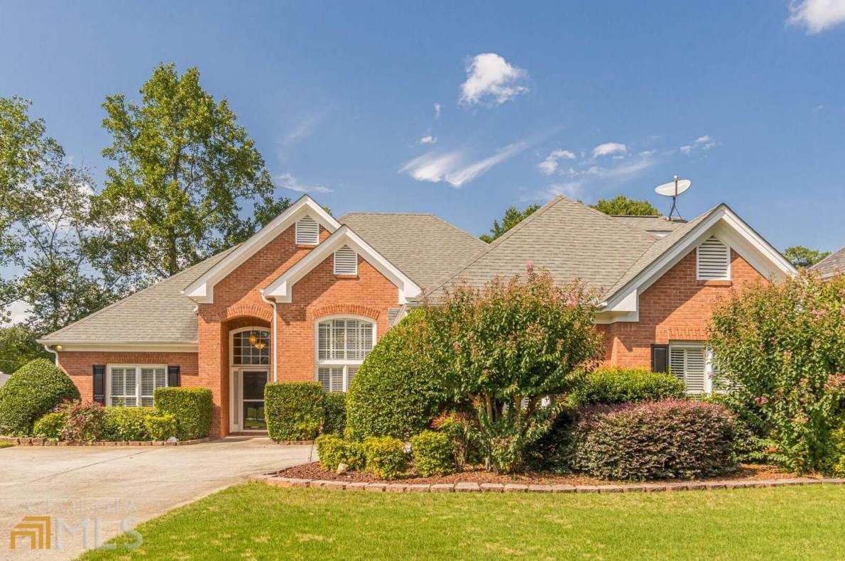1435 Home Place Dr, Lawrenceville GA  30043-7098 exterior