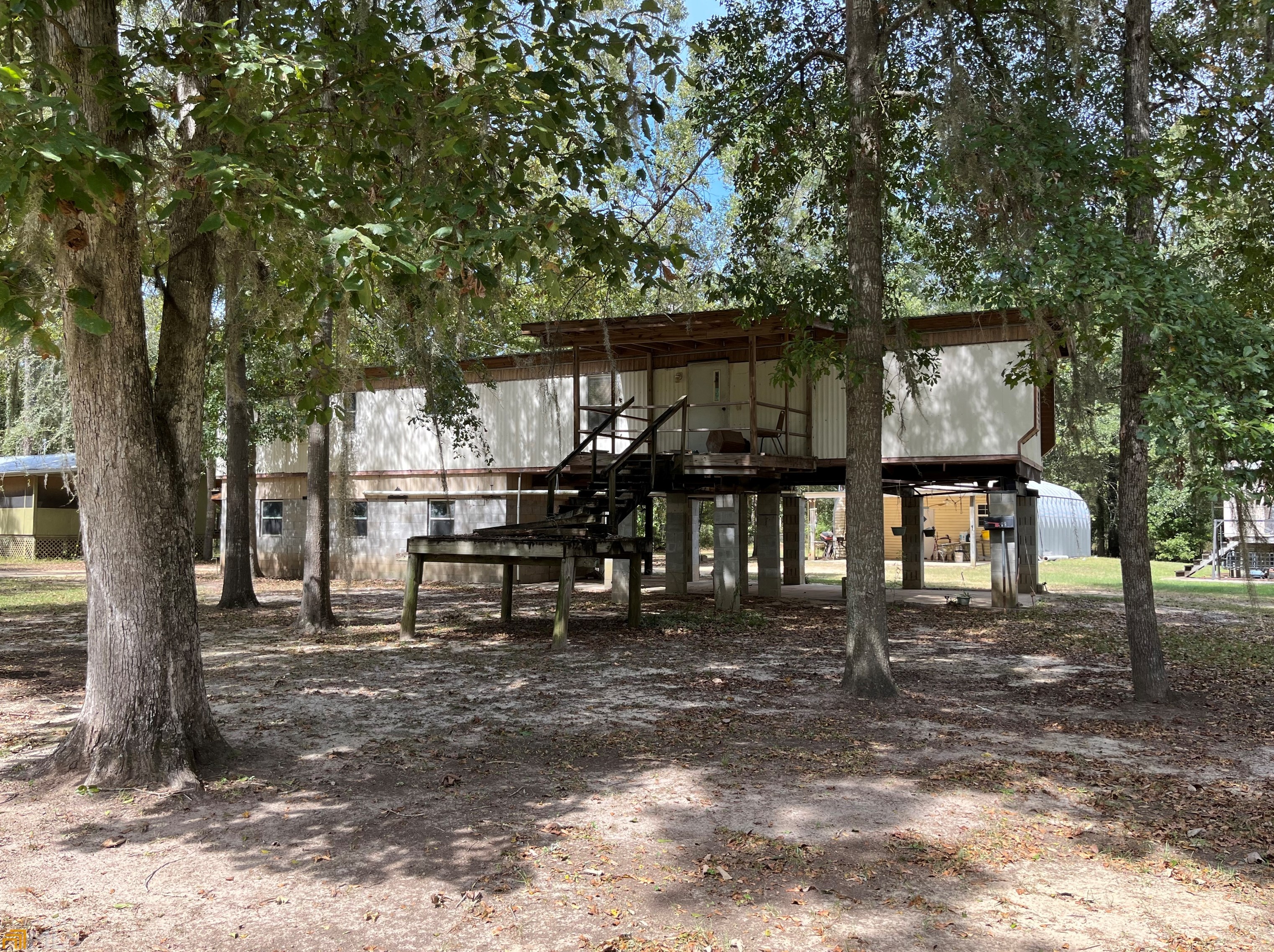239 Benton Powell Rd, Uvalda, GA 30473-3624
