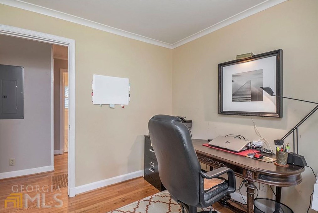 475 Hascall Rd, Atlanta GA  30309-2225 exterior
