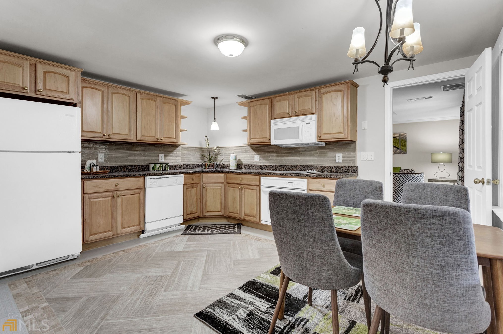 1539 Reserve Cir, Decatur GA  30033-1538 exterior