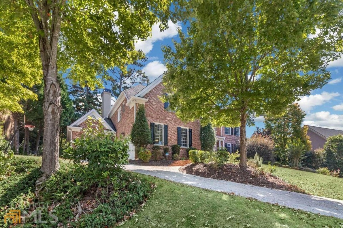 175 Trimble Crest Dr, Atlanta, GA 30342-2488