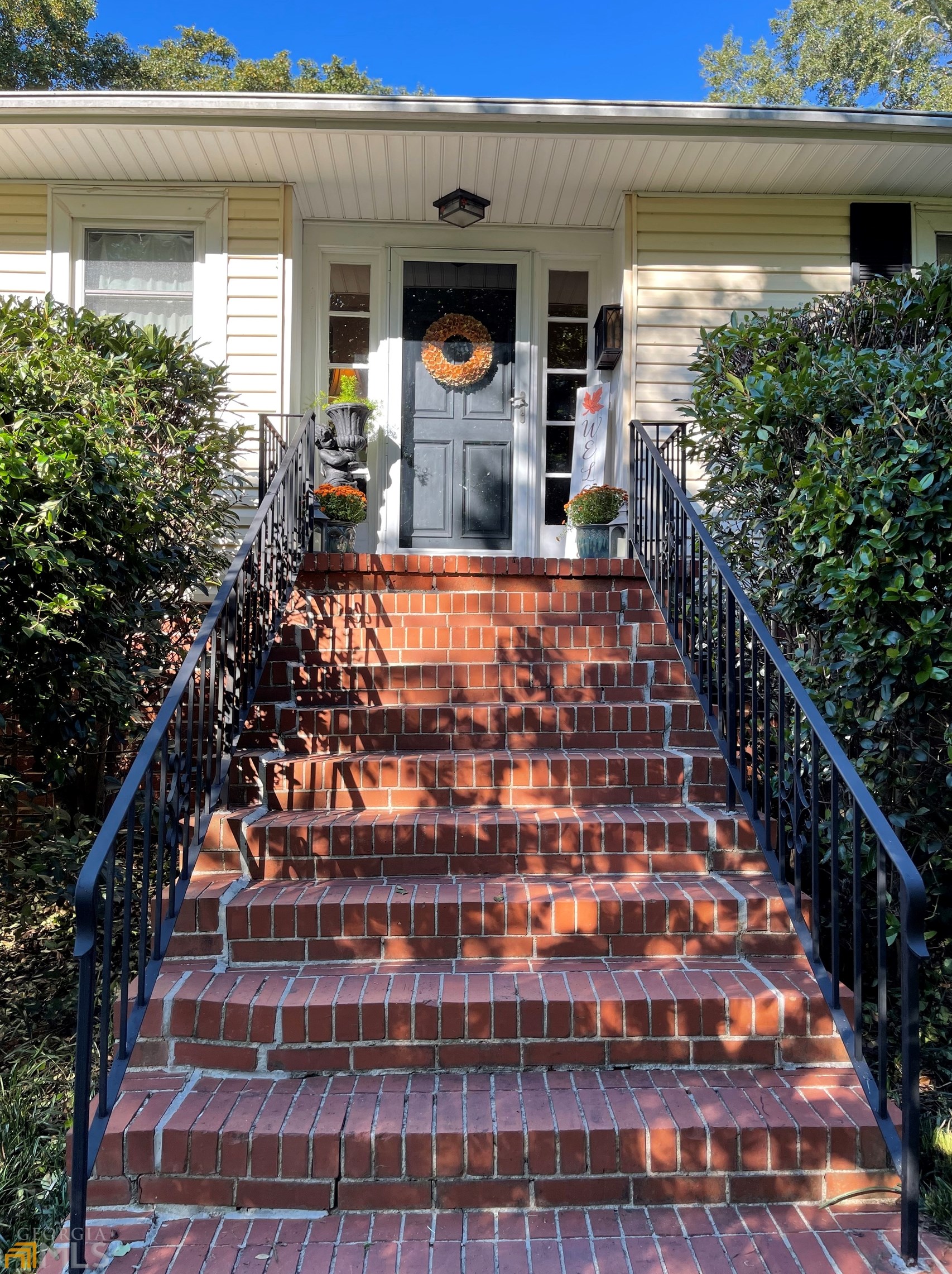 586 Inglewood Pl, Macon, GA 31204-1943