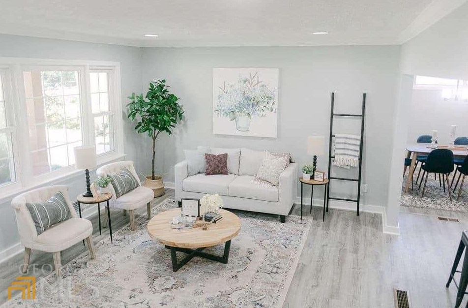 2984 Peek Rd, Atlanta GA  30318-6077 exterior