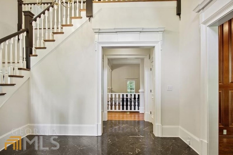 2770 Carmon On Wesley Nw, Atlanta, GA 30327