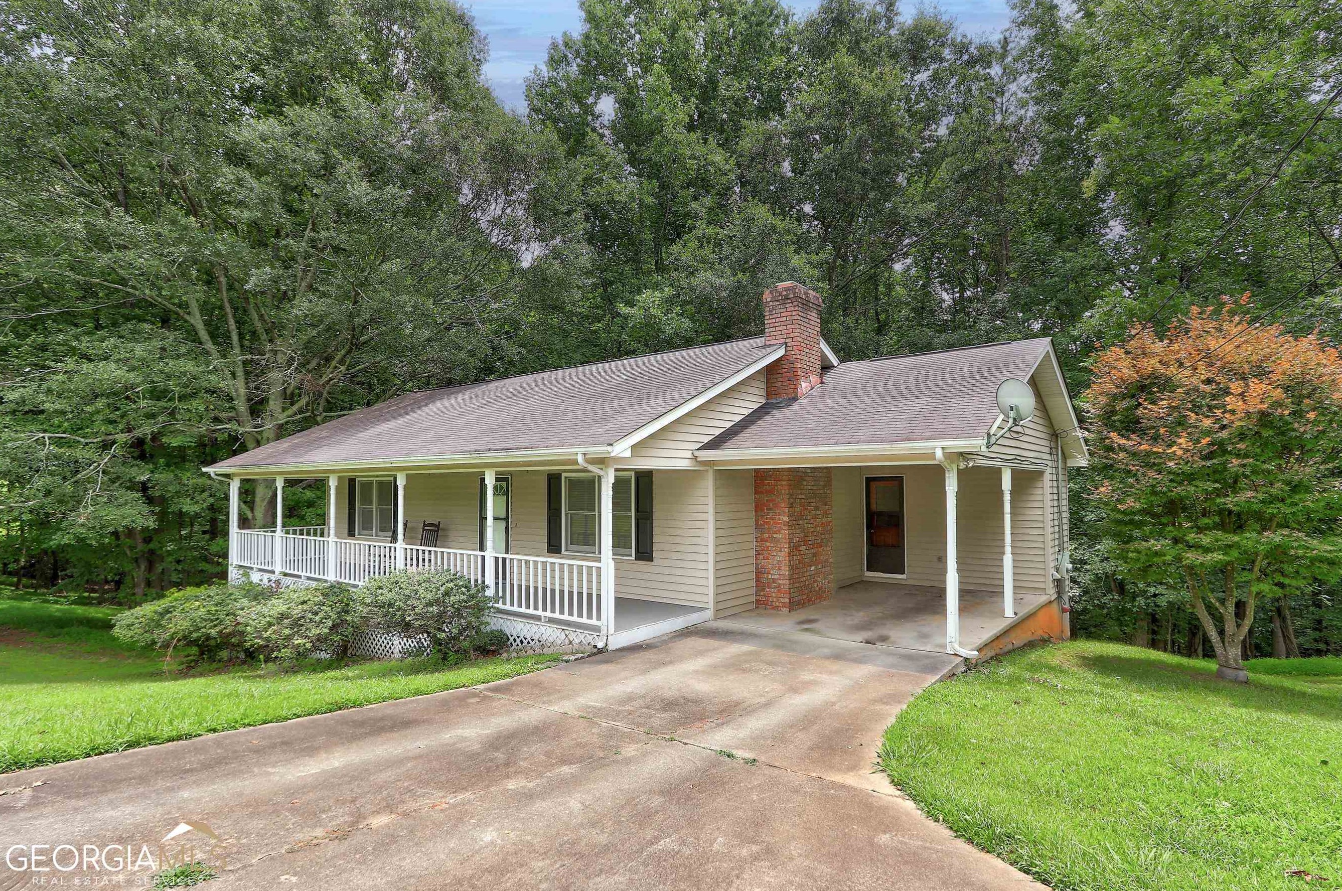 5877 Overby Rd, Flowery Branch, GA 30542-2731