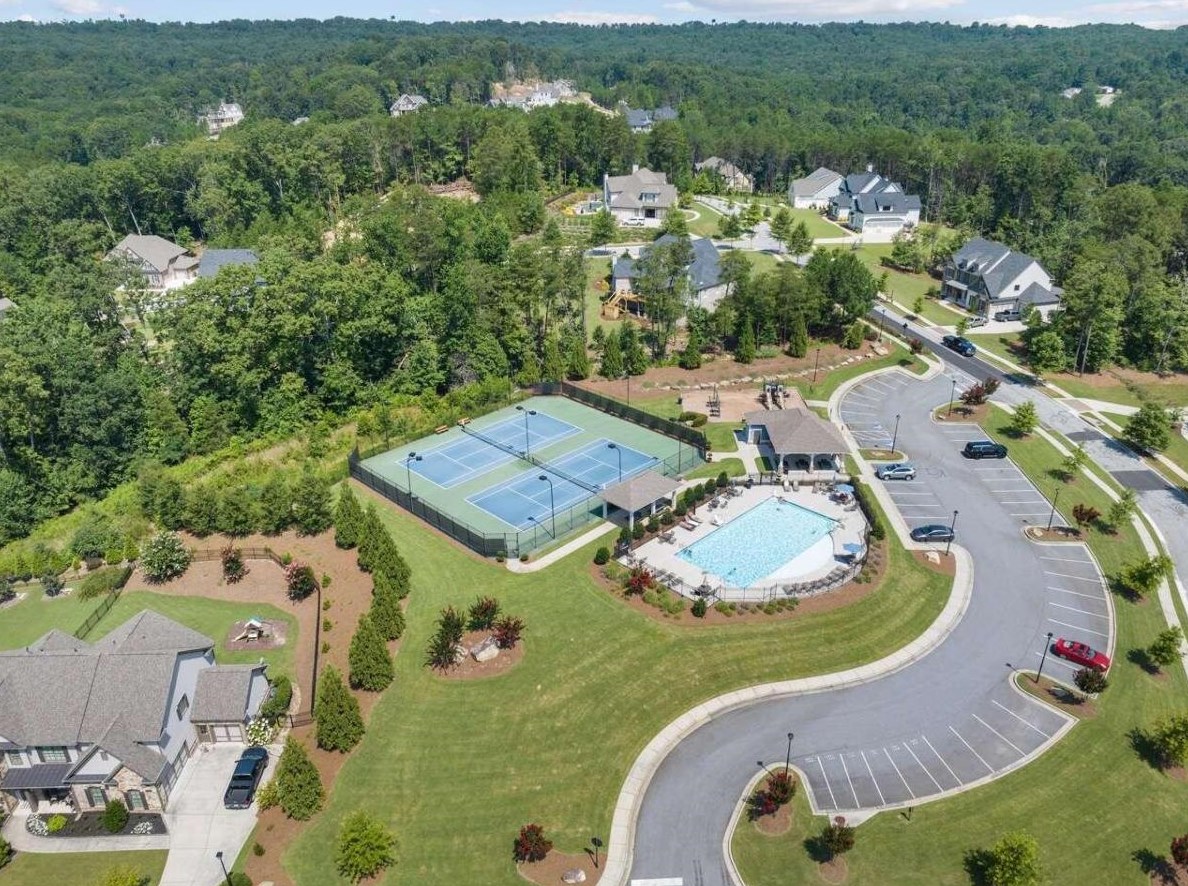 6547 Lemon Grass Ln, Flowery Branch GA  30542-5098 exterior