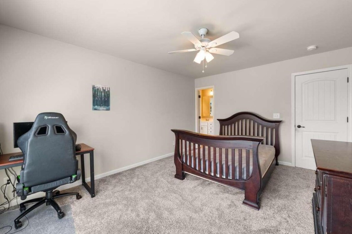 6547 Lemon Grass Ln, Flowery Branch GA  30542-5098 exterior