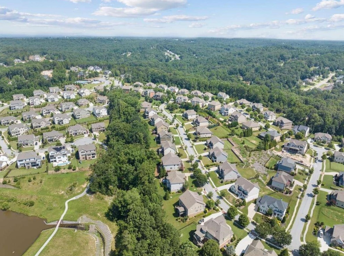 6547 Lemon Grass Ln, Flowery Branch GA  30542-5098 exterior