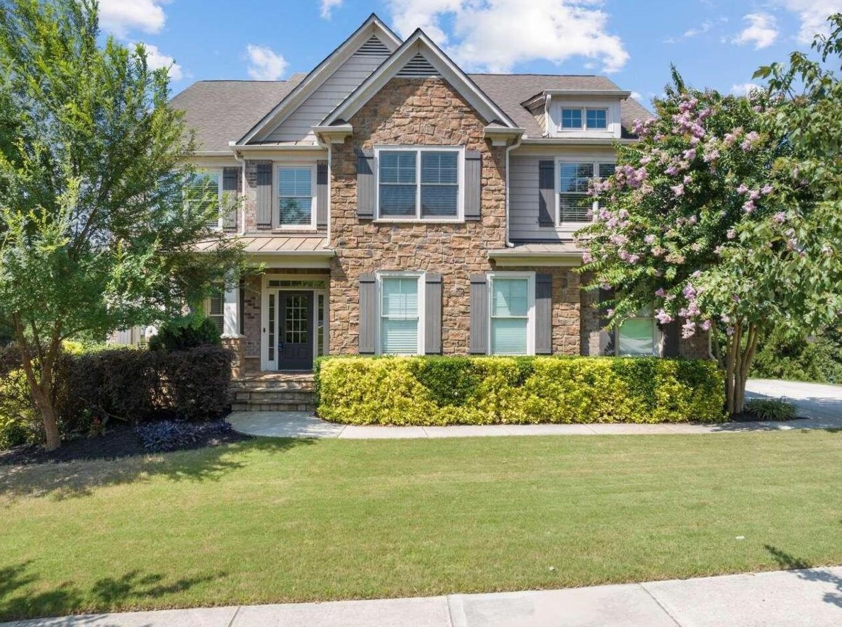 6547 Lemon Grass Ln, Flowery Branch GA  30542-5098 exterior