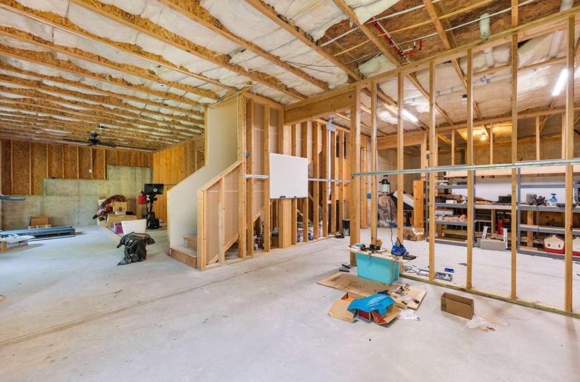 6547 Lemon Grass Ln, Flowery Branch GA  30542-5098 exterior