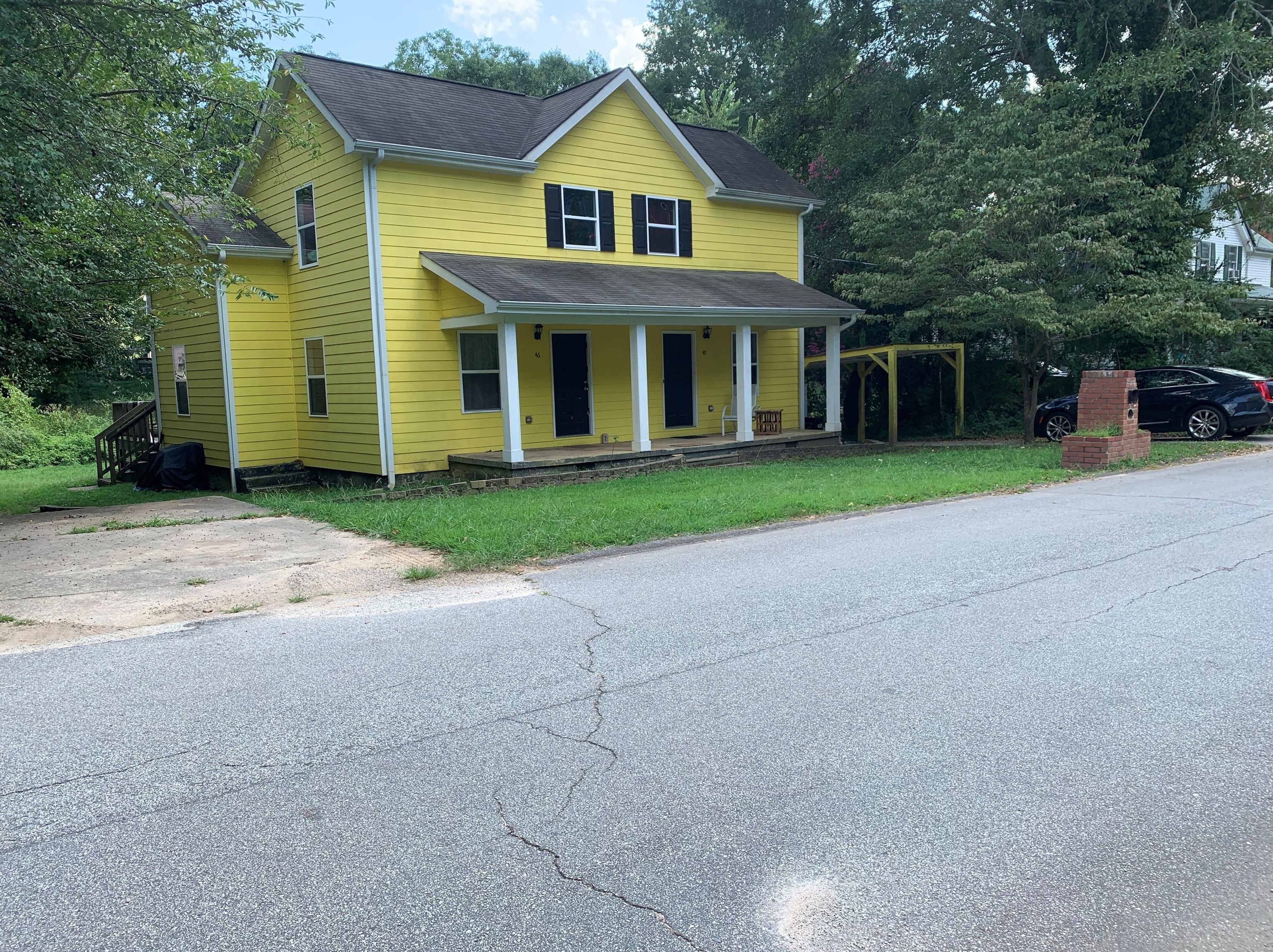 46 Mill St, Gainesville, GA 30501-2572