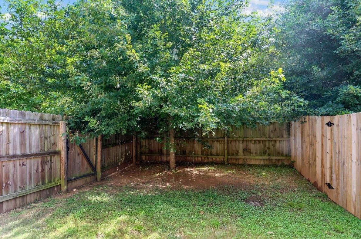 5028 Longview Walk, Decatur GA  30035-4187 exterior