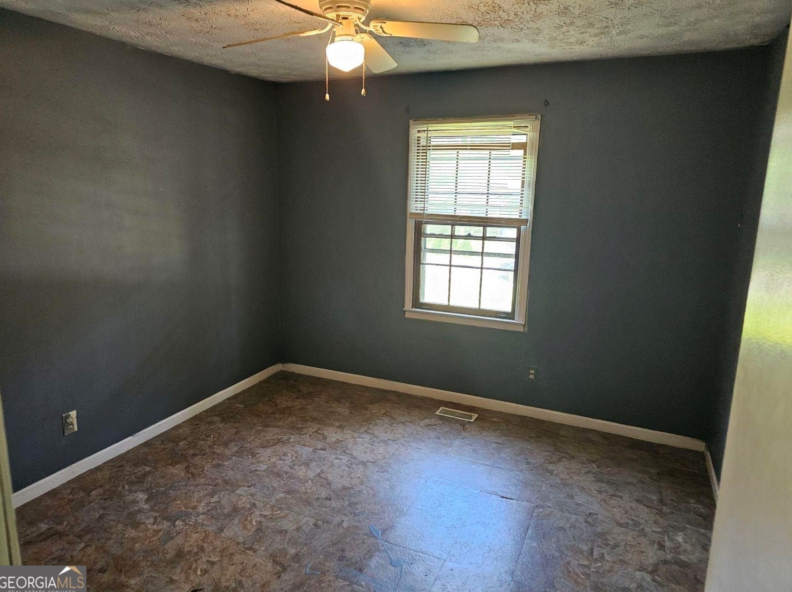 1504 Cave Springs Rd, Douglasville GA  30134-3650 exterior