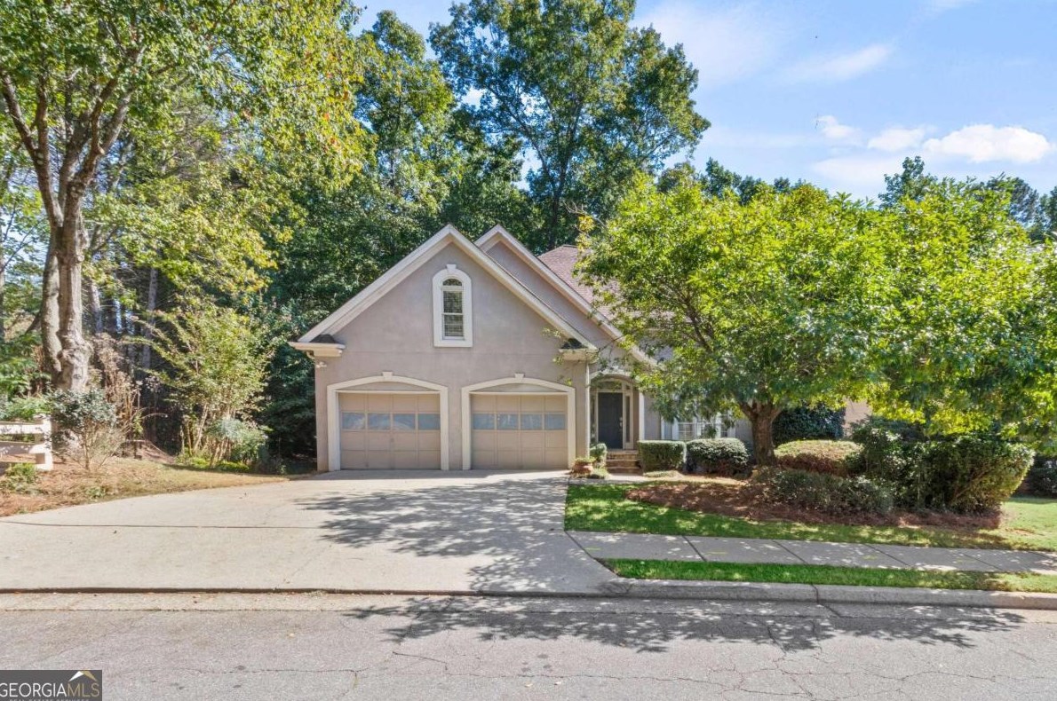 1000 Graystone Xing, Alpharetta GA  30005-7433 exterior