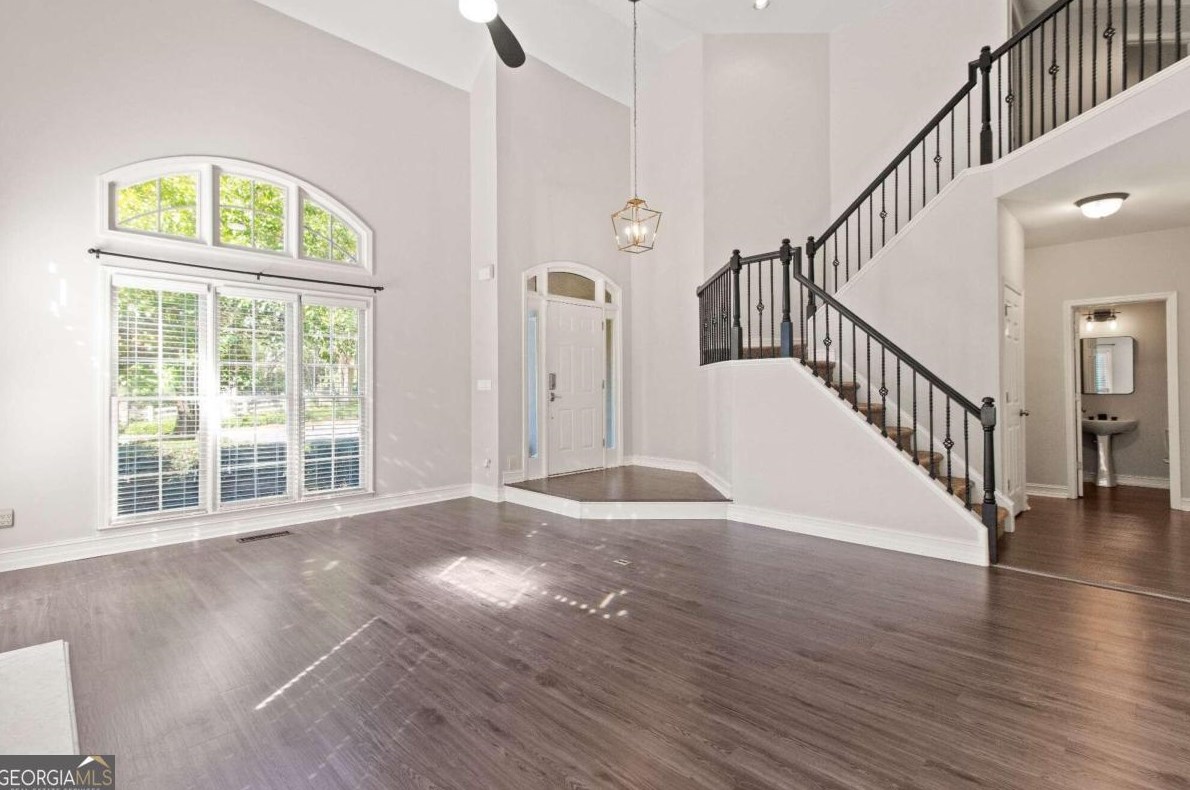 1000 Graystone Xing, Alpharetta GA  30005-7433 exterior