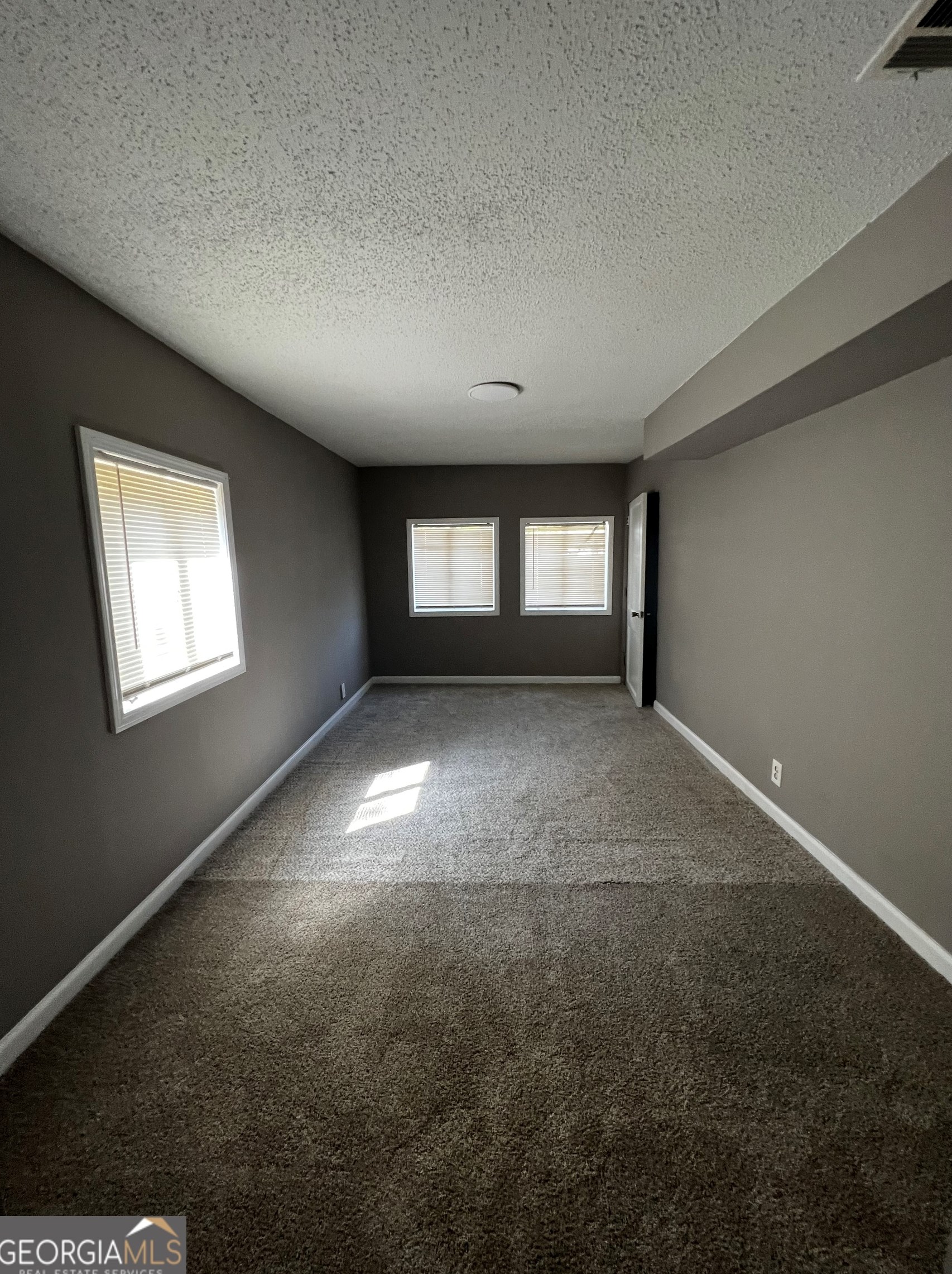 1166 Scotland Ave, Macon GA  31204-4264 exterior