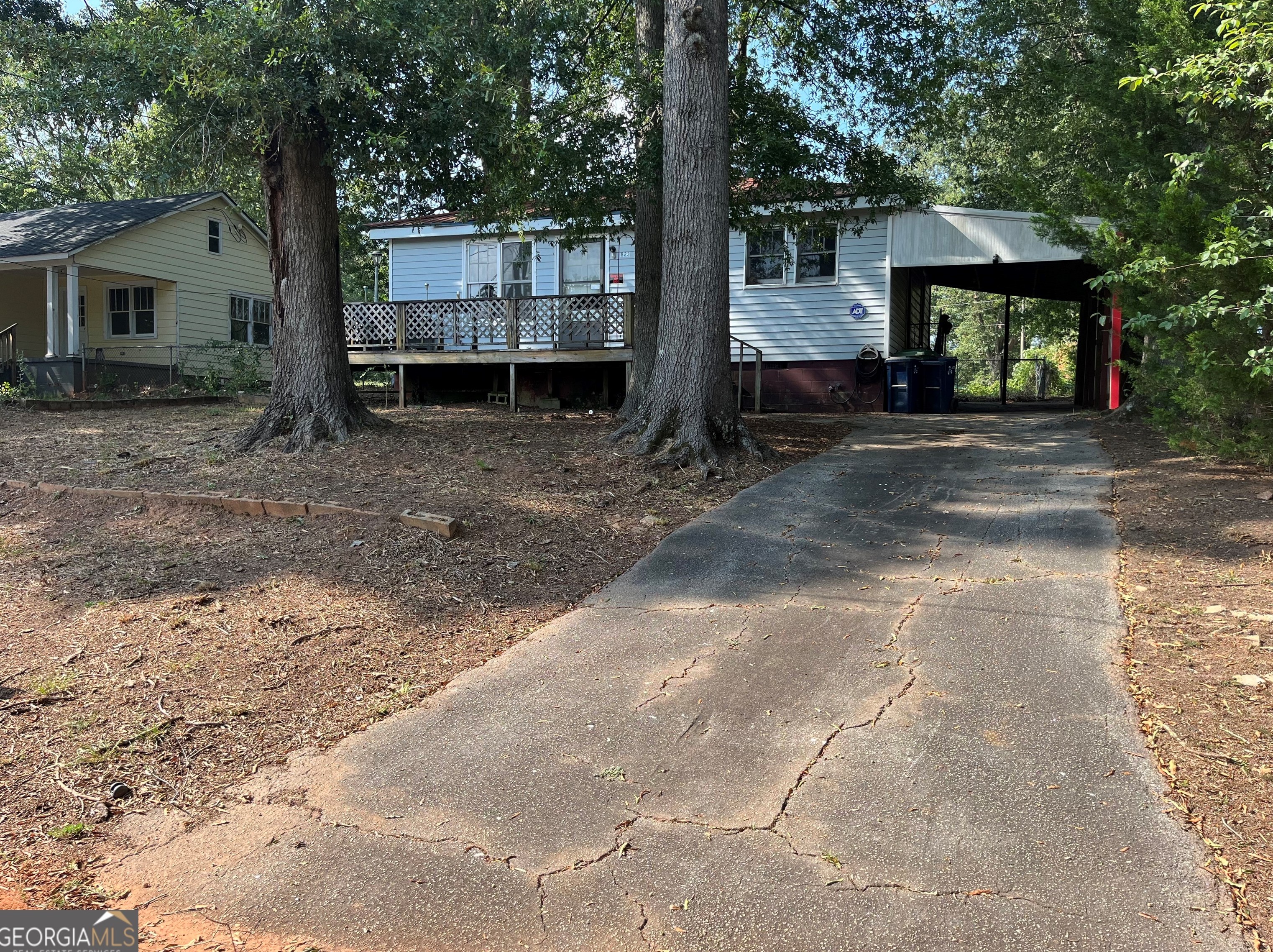 823 E Tinsley, Griffin, GA 30223
