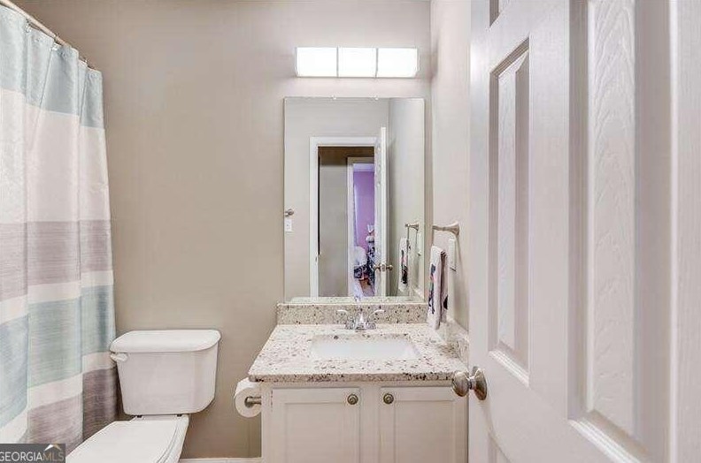 4624 Fox Forrest Dr, Flowery Branch GA  30542-3490 exterior