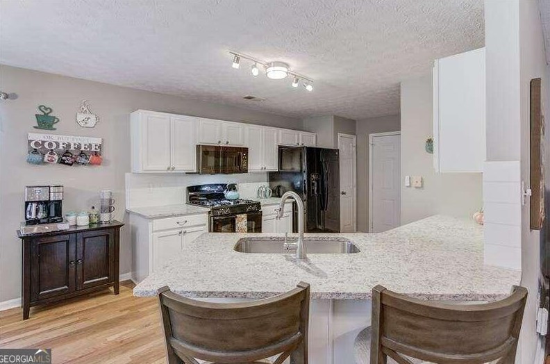4624 Fox Forrest Dr, Flowery Branch GA  30542-3490 exterior