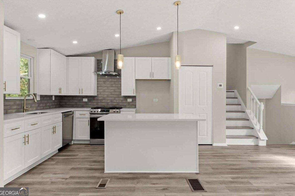 4992 Stone Trce, Stone Mountain GA  30083-6008 exterior