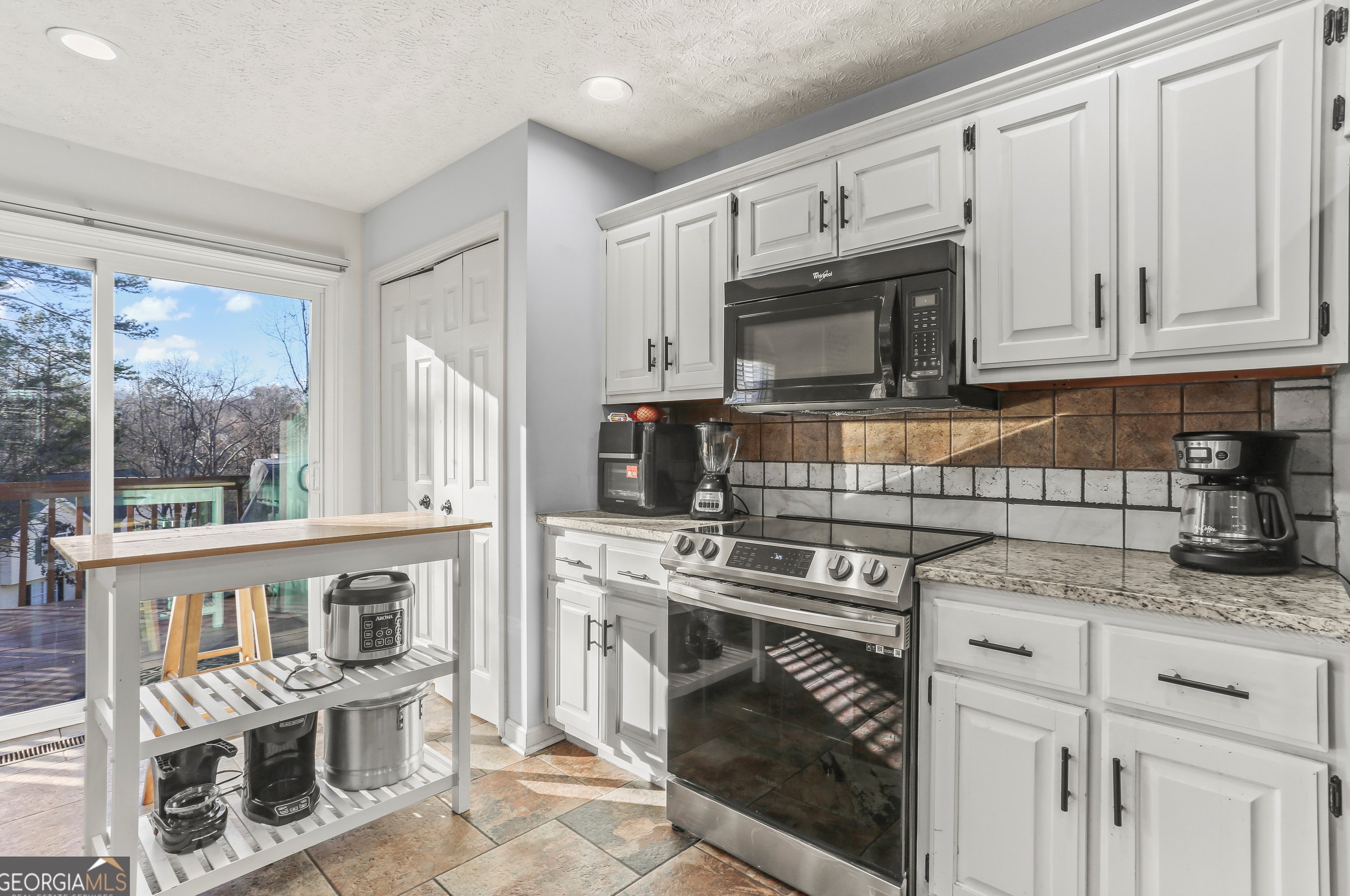 5421 Amherst Way, Flowery Branch GA  30542-5188 exterior