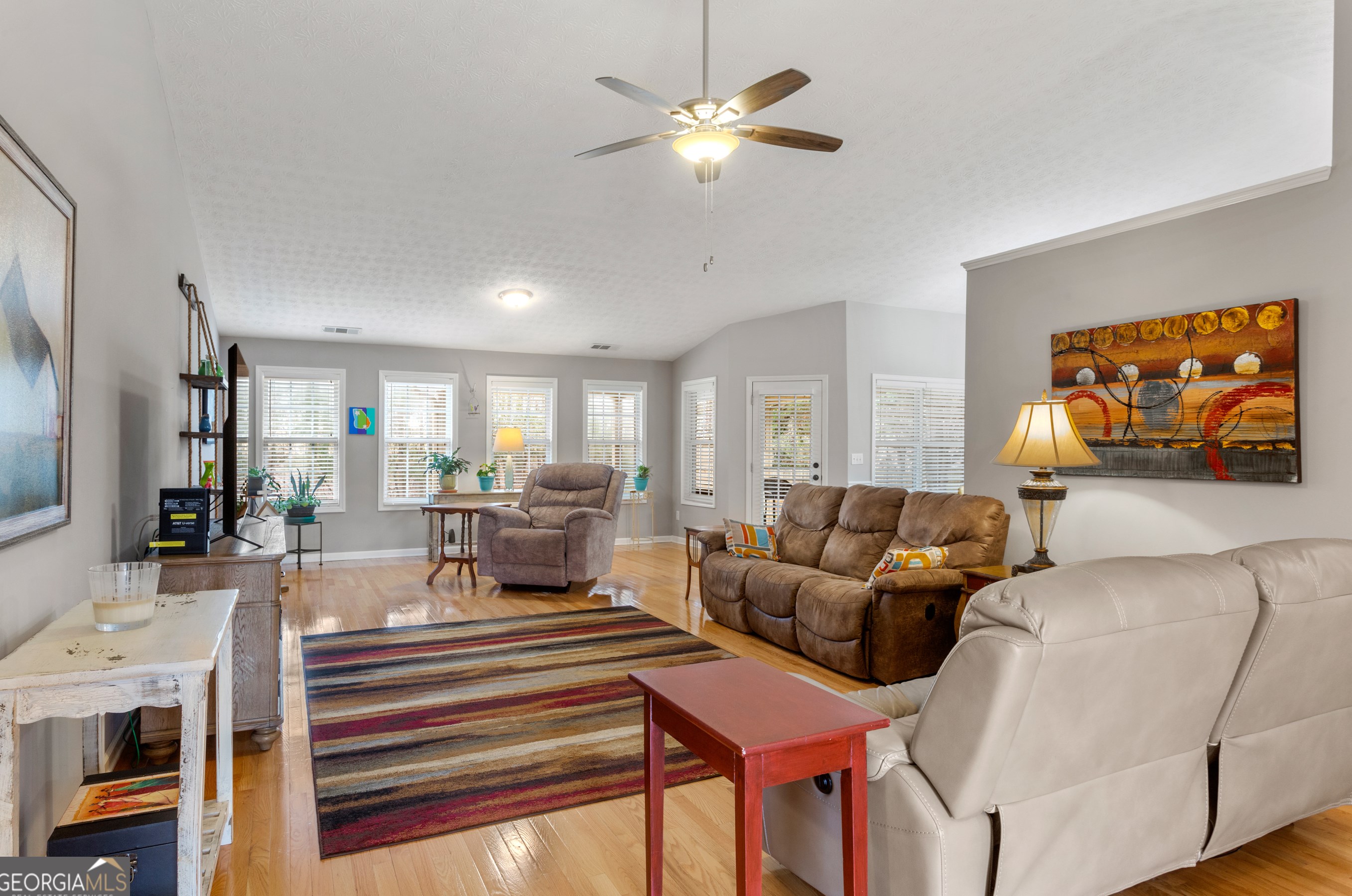 6123 Saddlehorse Dr, Flowery Branch, GA 30542-4907
