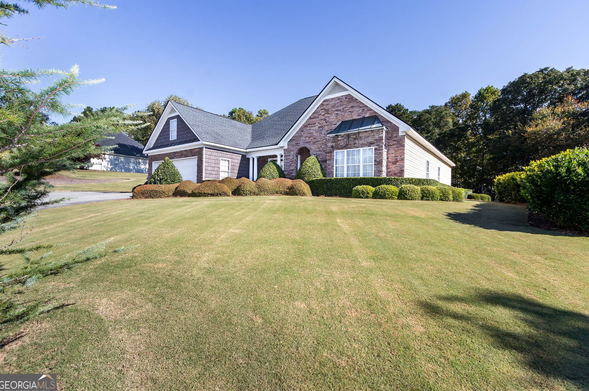 2229 Cedar Lake Trl, Loganville, GA 30052-3330