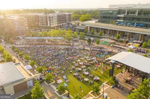 318 Sandy Springs Cir, Sandy Springs, GA 30328 - Photo 14