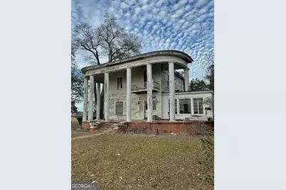 21 E Jarman Street, Hazlehurst, GA 31539 - Photo 1