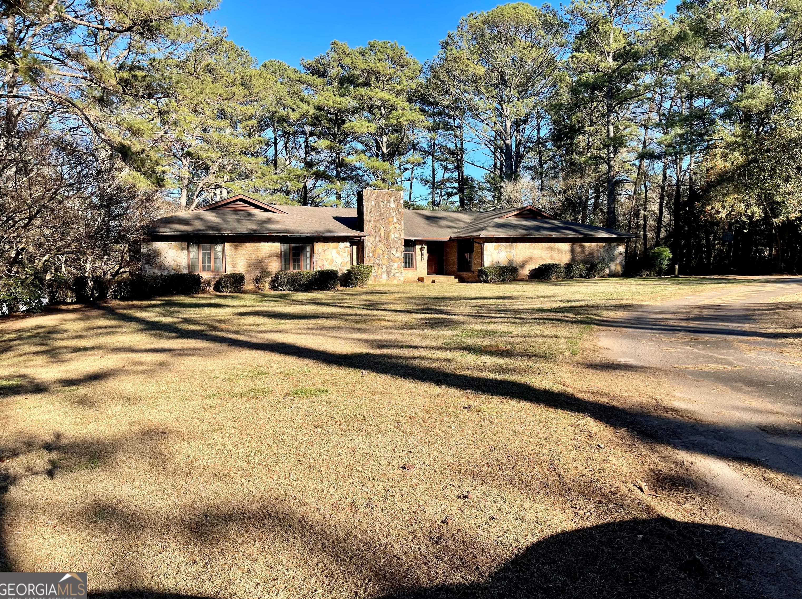 545 Hwy 279, Fayetteville, GA 30214