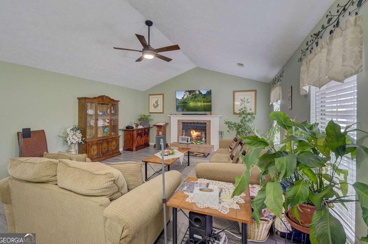 1268 Westover Trace Nw, Acworth, GA 30102