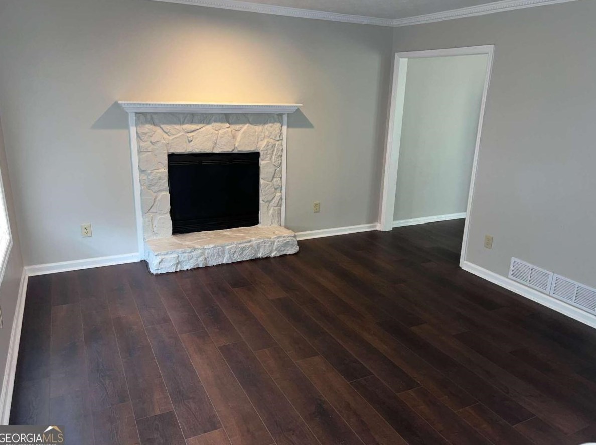 795 Arbor Hill Dr, Stone Mountain, GA 30088-2367